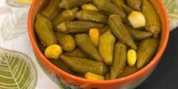 طرز تهیه ترشی بامیه خوشمزه به صورت مرحله به مرحله