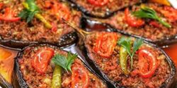 طرز تهیه بادمجان شکم پر تبریزی خوشمزه مرحله به مرحله