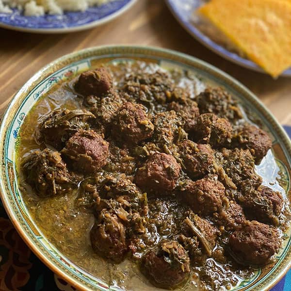 طرز تهیه خورش گردو اسفناج