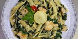 طرز تهیه پاستا مرغ و اسفناج ایتالیایی مرحله به مرحله