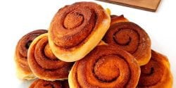 طرز تهیه رول دارچینی ساده و خوشمزه مرحله به مرحله