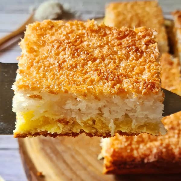 طرز تهیه کیک مکرون نارگیلی