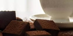 طرز تهیه فاج شکلاتی خوشمزه به روش خانگی مرحله به مرحله