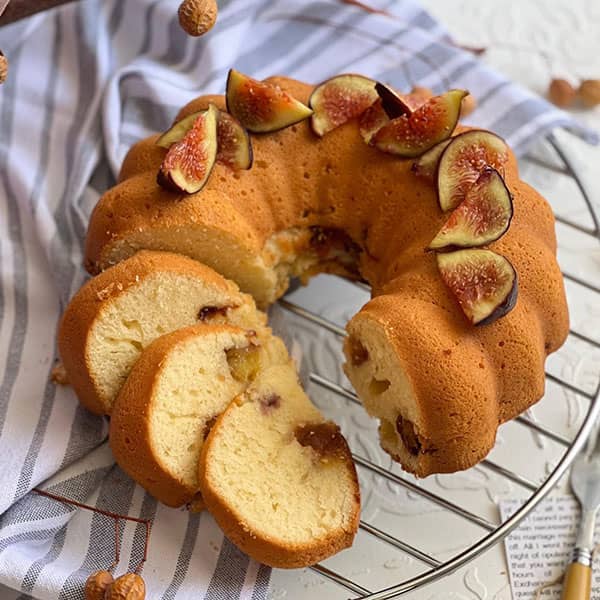 طرز تهیه کیک انجیر