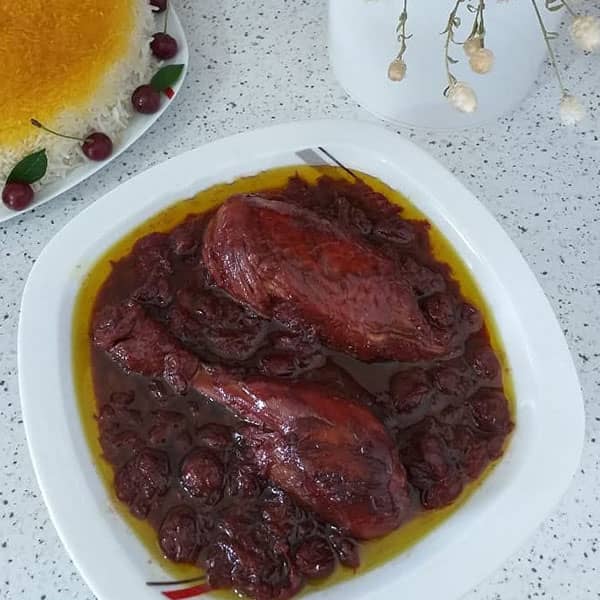 طرز تهیه خورش آلبالو