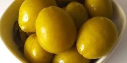 طرز تهیه ترشی گوجه سبز ساده و خوشمزه مرحله به مرحله