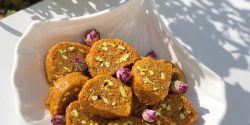 طرز تهیه باقلوای شعریه خوشمزه و مجلسی مرحله به مرحله