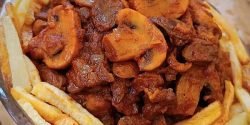 طرز تهیه خوراک دل مرغ خوشمزه و مجلسی مرحله به مرحله