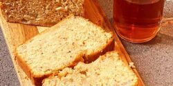 طرز تهیه کیک گلابی ساده و خوشمزه مرحله به مرحله