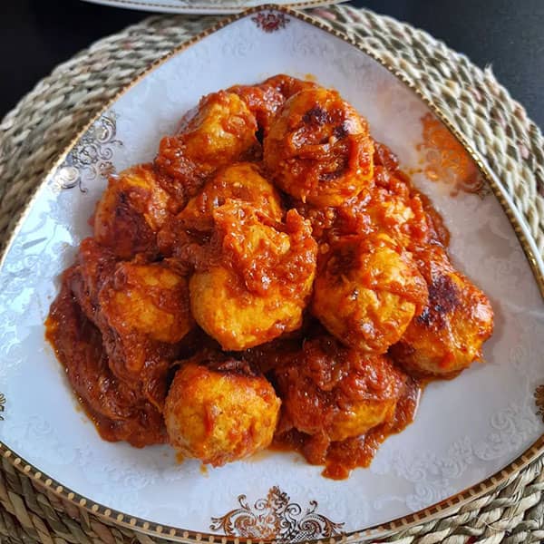 طرز تهیه کوفته با سس بادمجان