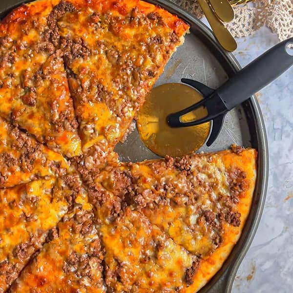 طرز تهیه پیتزا گوشت چرخ کرده