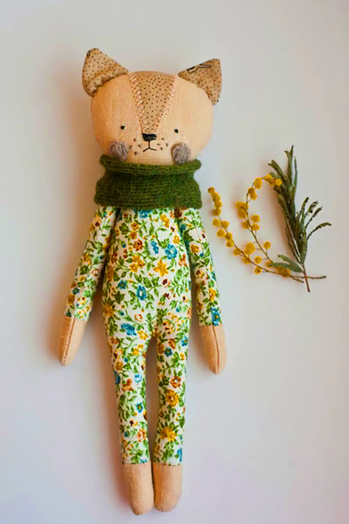 عروسک پارچه ای خرگوش دستساز 