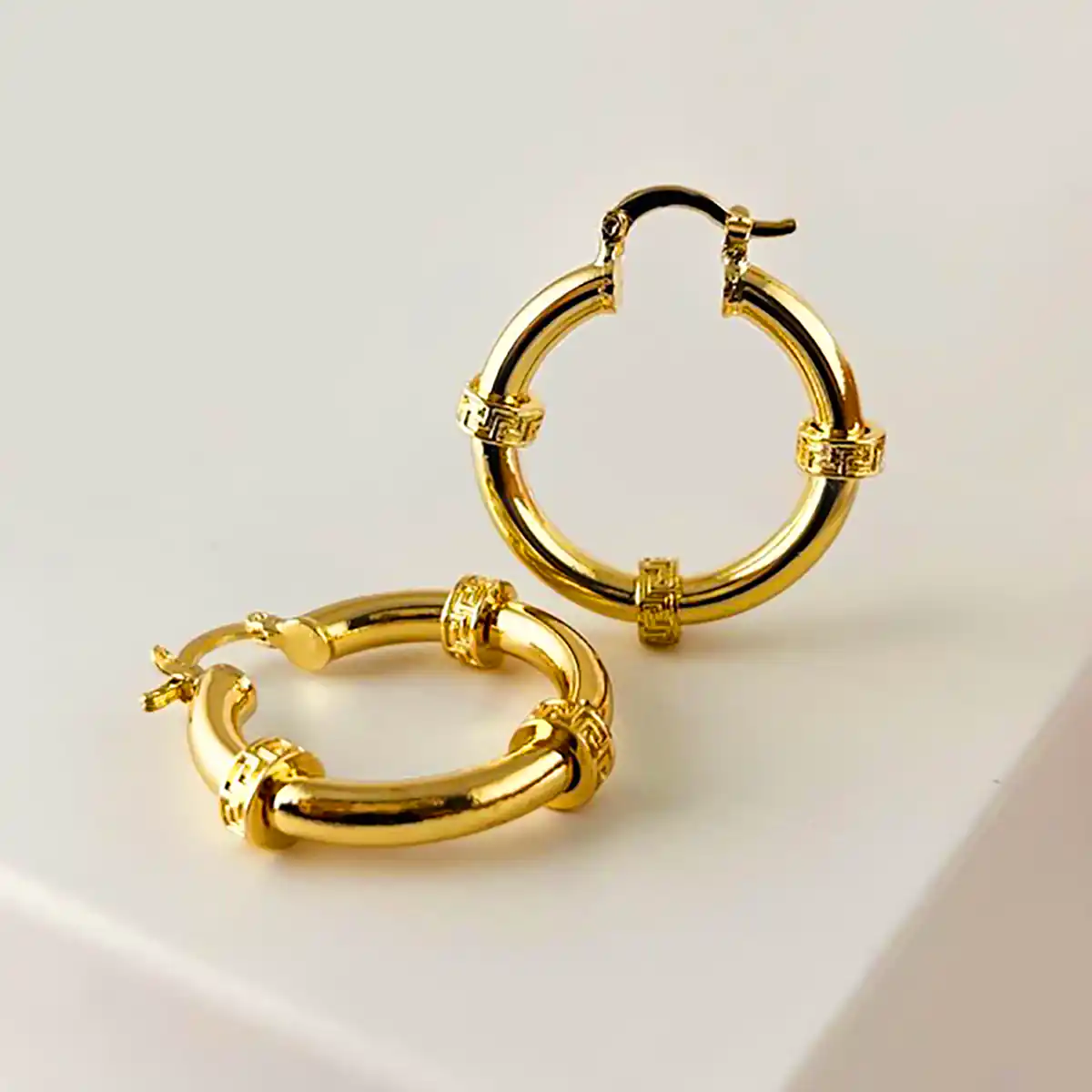 گوشواره حلقه ای طلایی پهن 