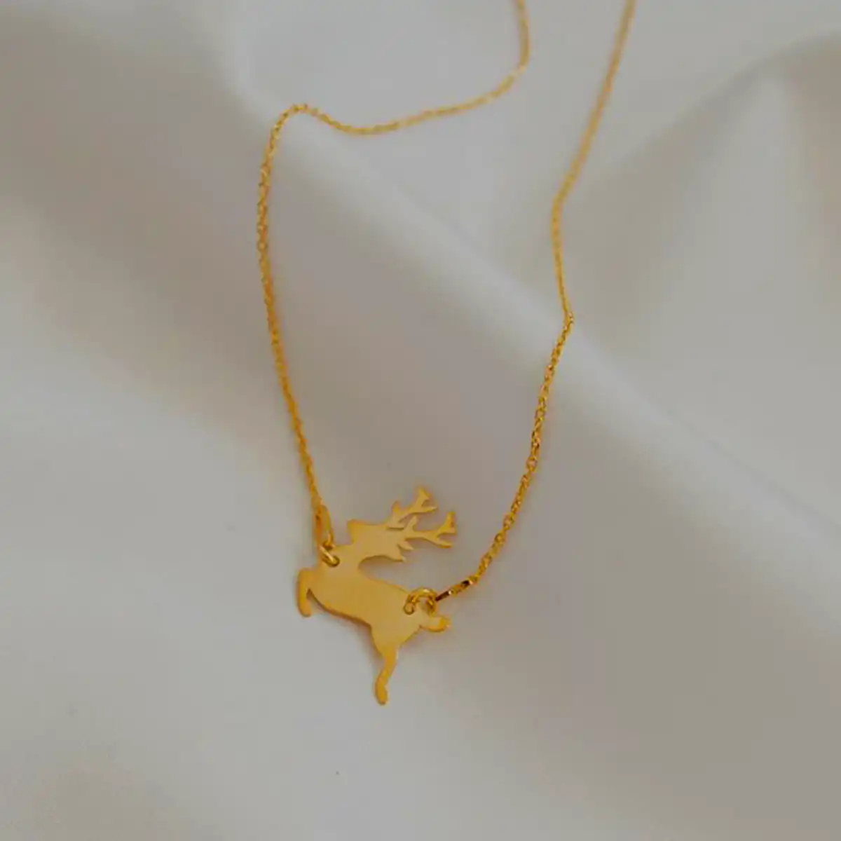 گردنبند شاخ گوزن
