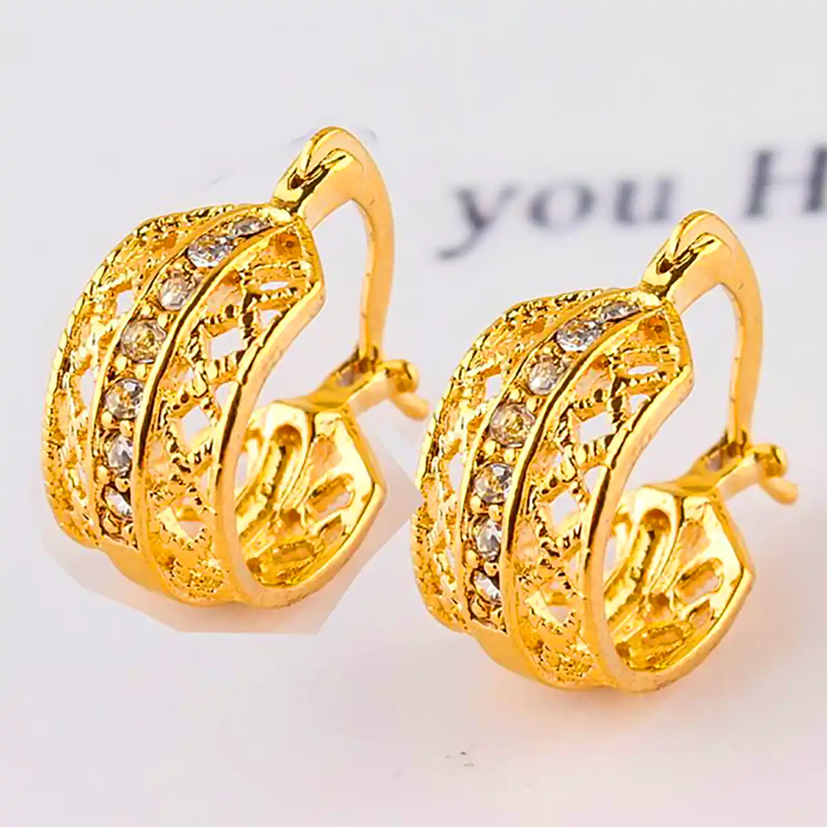 گوشواره حلقه ای مشبک طلایی