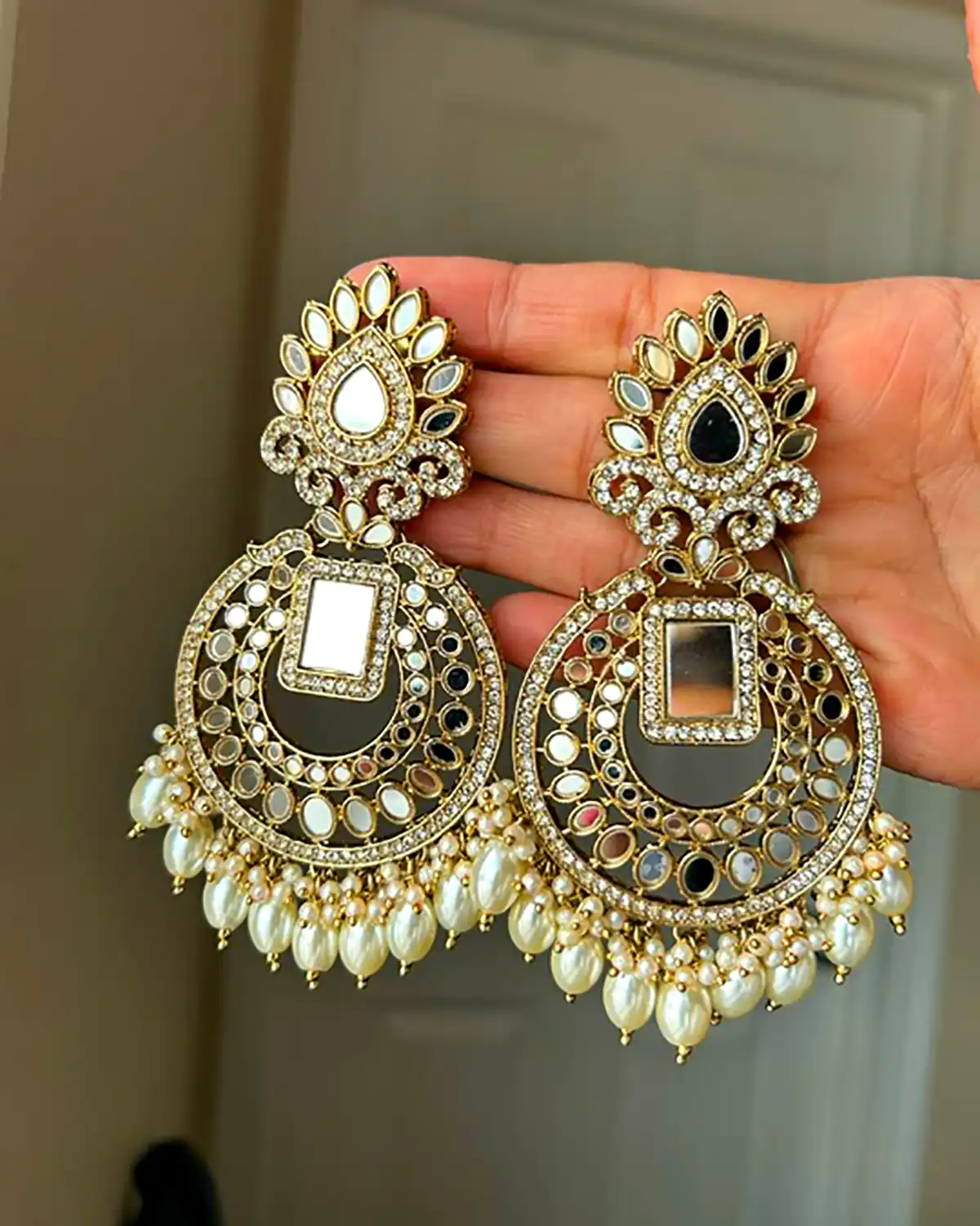 گوشاره نگینی هندی