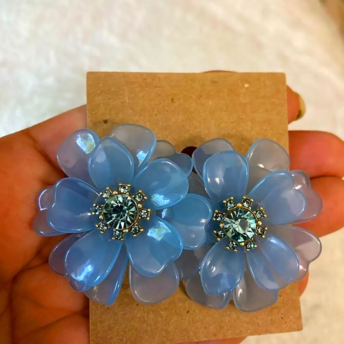 گوشواره فانتزی گلبرگ رنگی