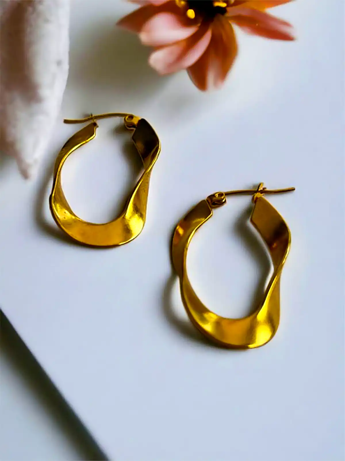 گوشواره طلا حلقه ای مدرن