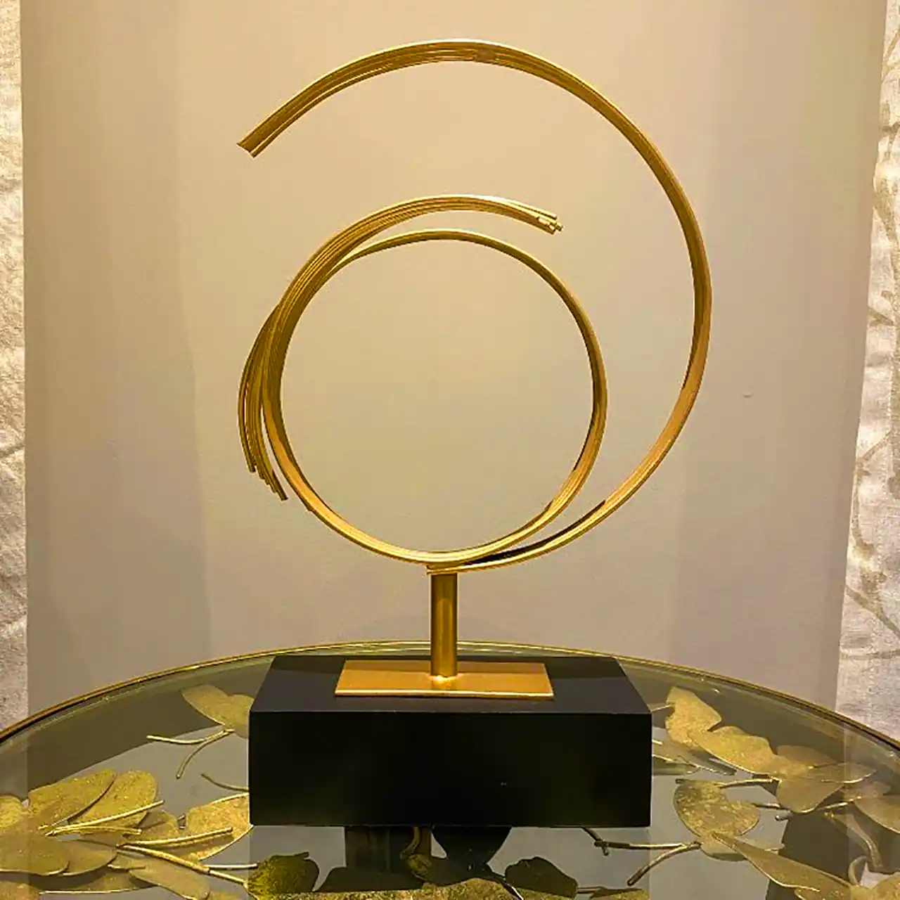دکوری طلایی رومیزی