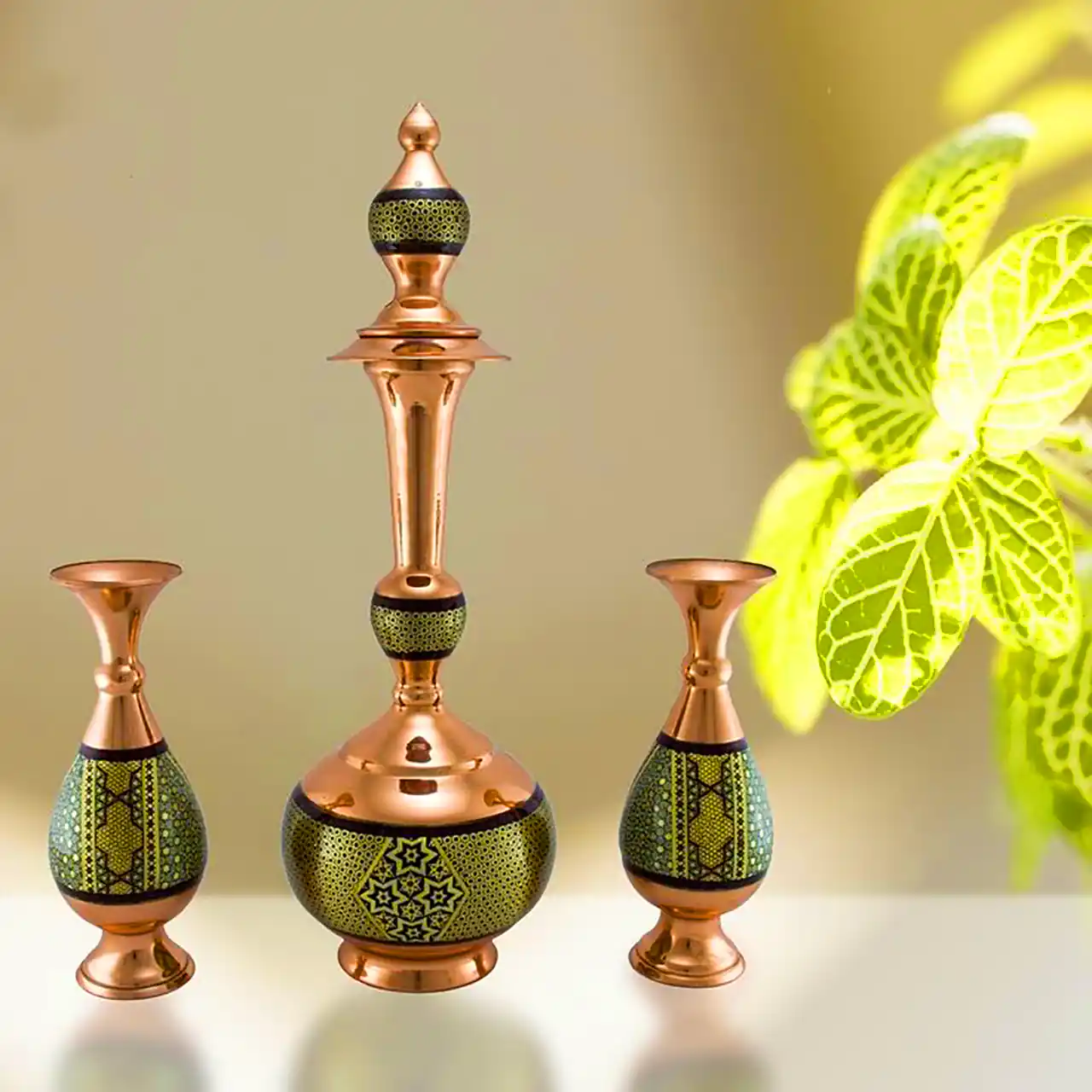 گلدان مسی میناکاری