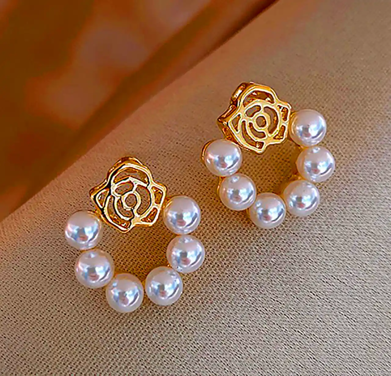 گوشواره مینیمال و ساده