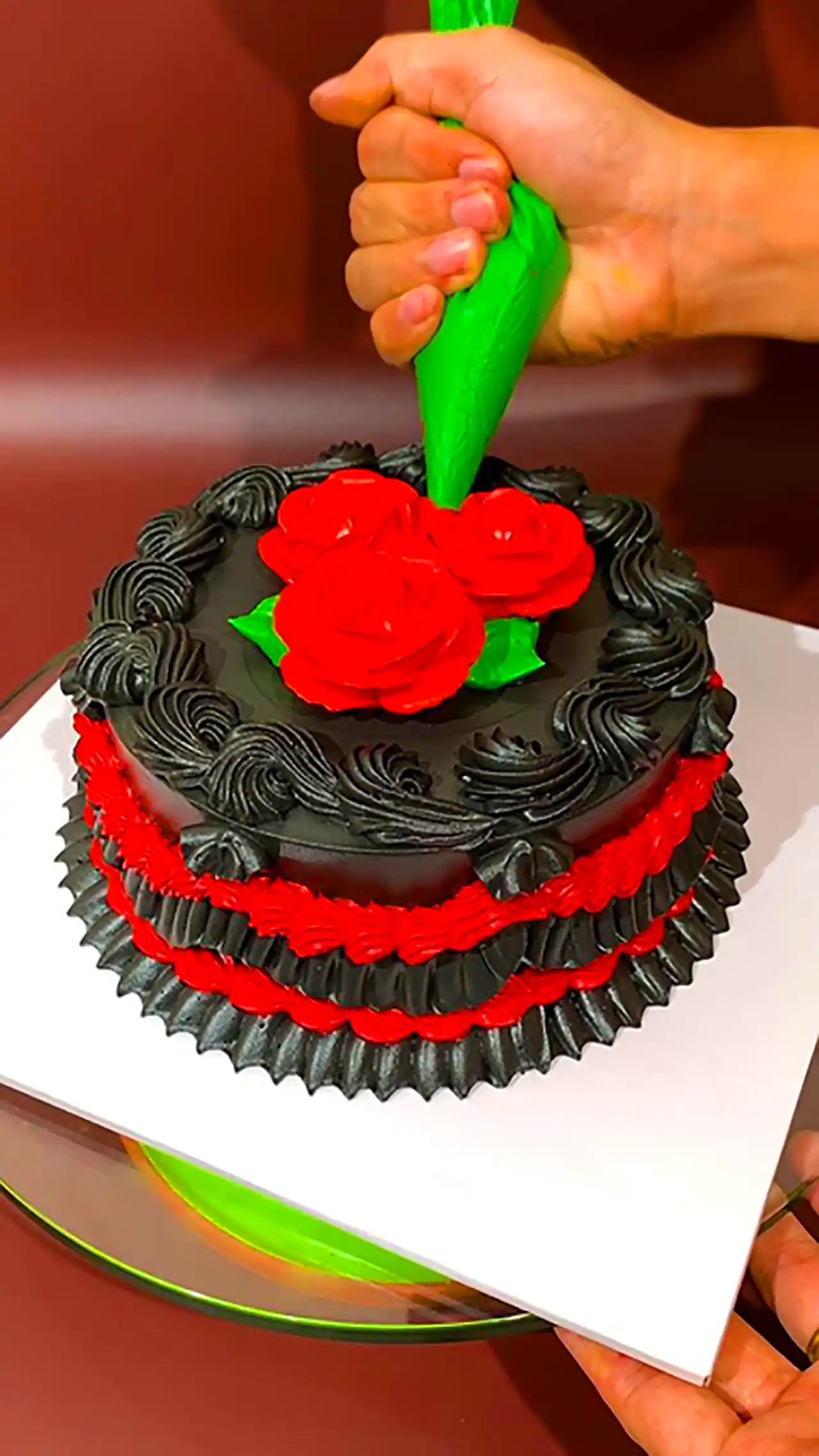 کیک خوشرنگ برای یلدا