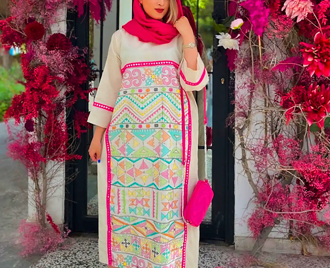مانتو شیک ساده و کلاسیک