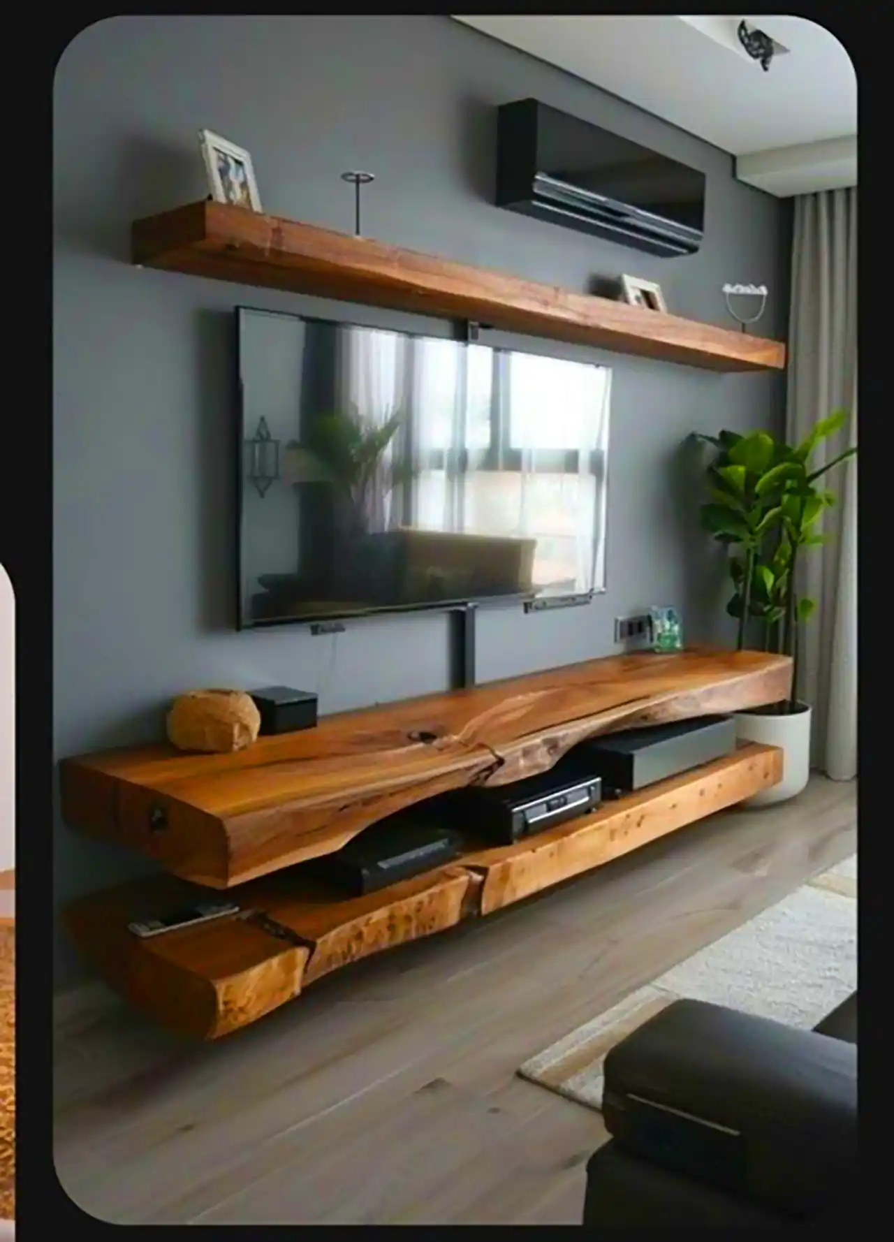 میز تی وی با تنه چوب