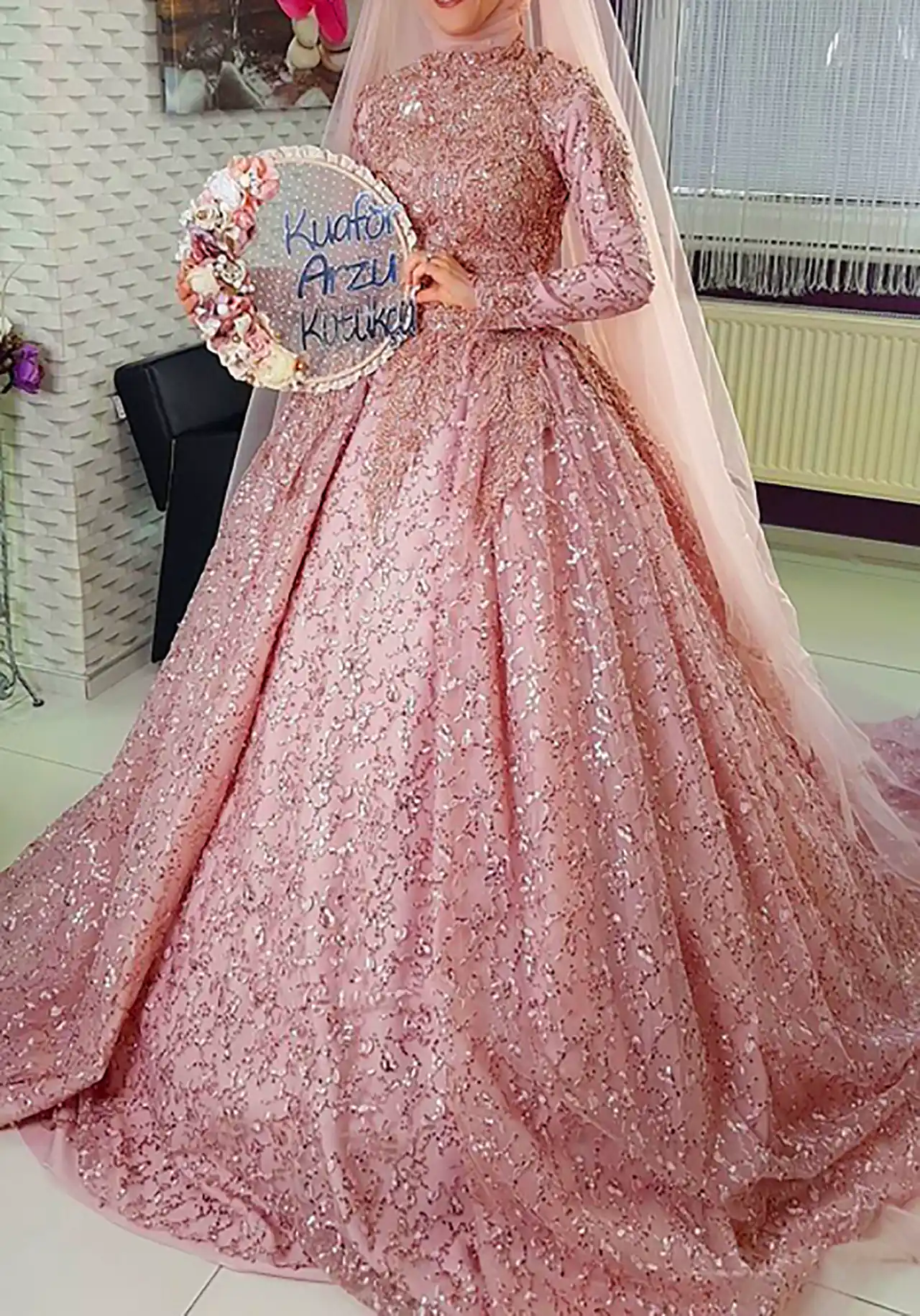 پیراهن عروس رنگی