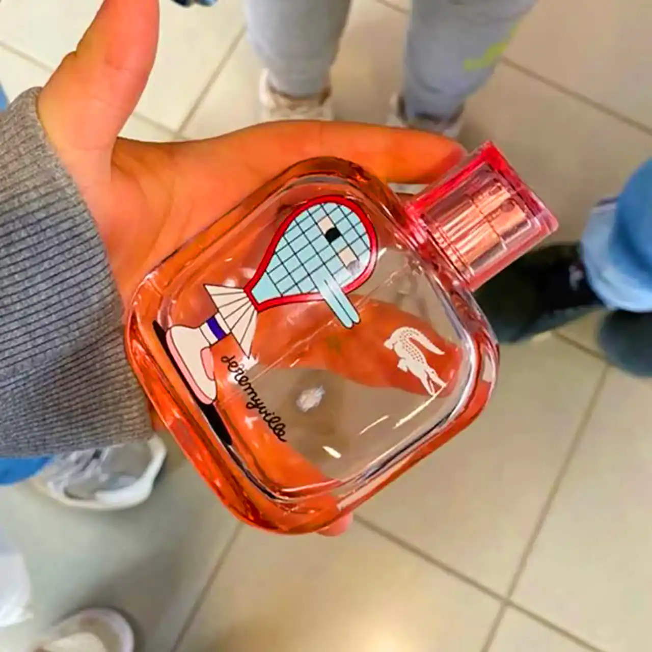 قمقمه شفاف دخترانه