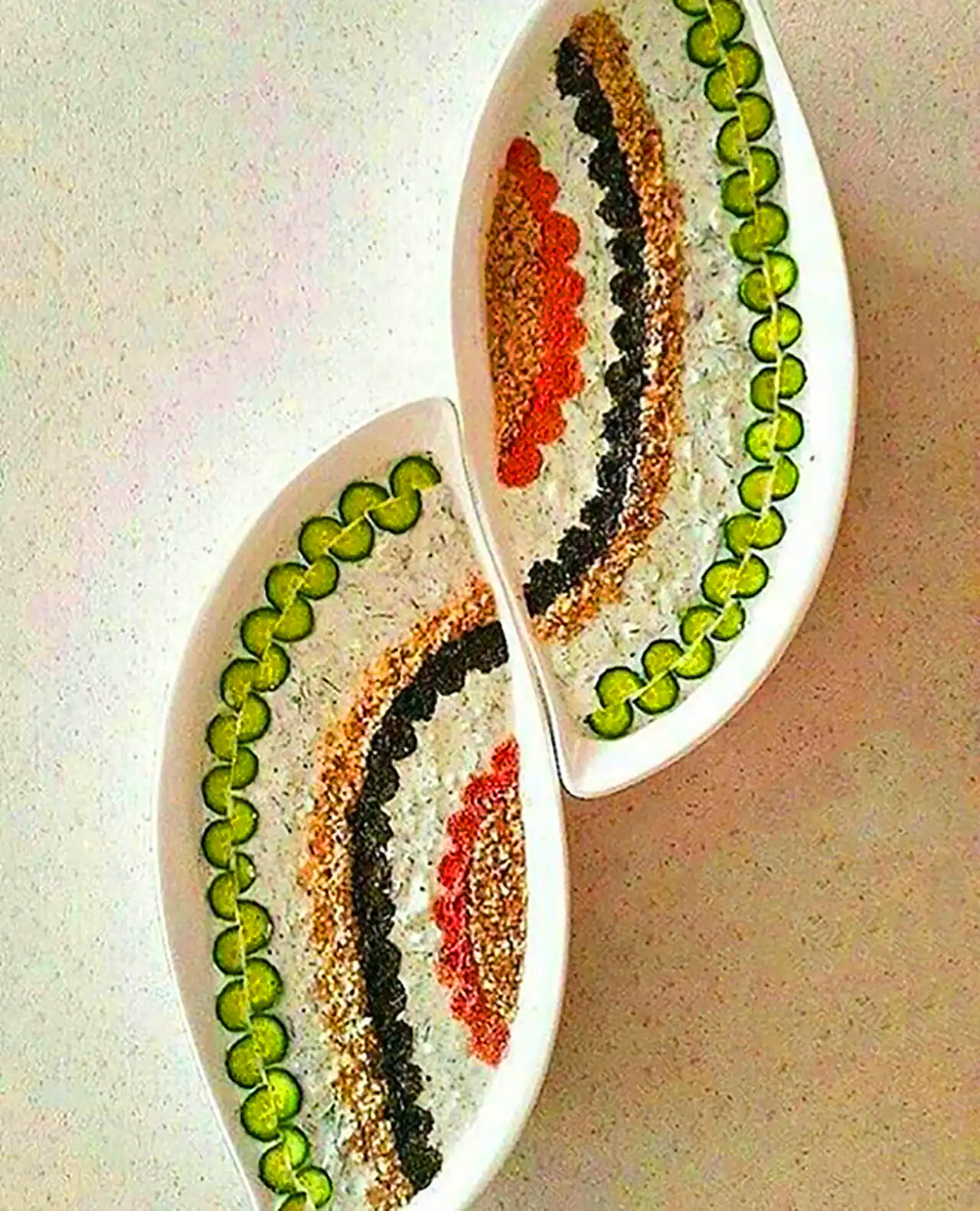 تزئین حرفه ای ماست و خیار
