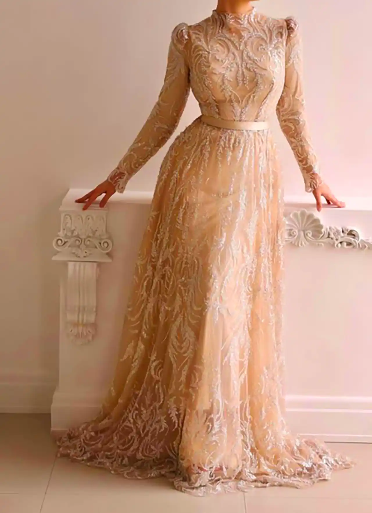 طراحی مدرن لباس مجلسی زنانه