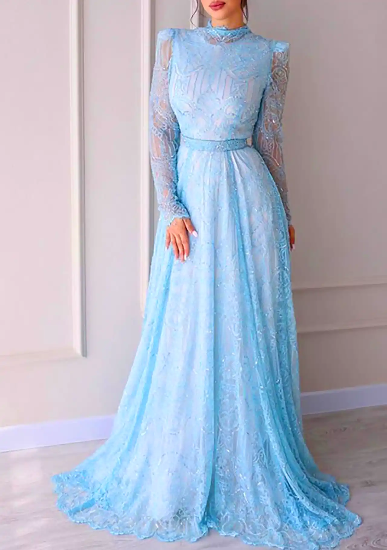 طراحی مدرن لباس مجلسی زنانه