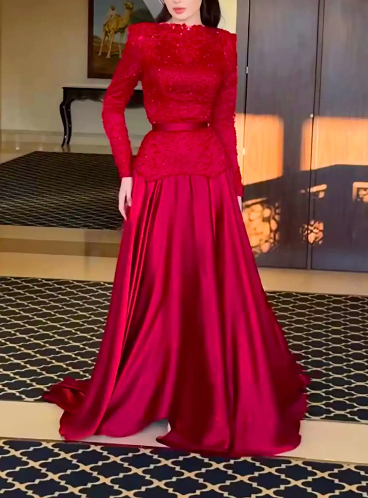 طراحی مدرن لباس مجلسی زنانه
