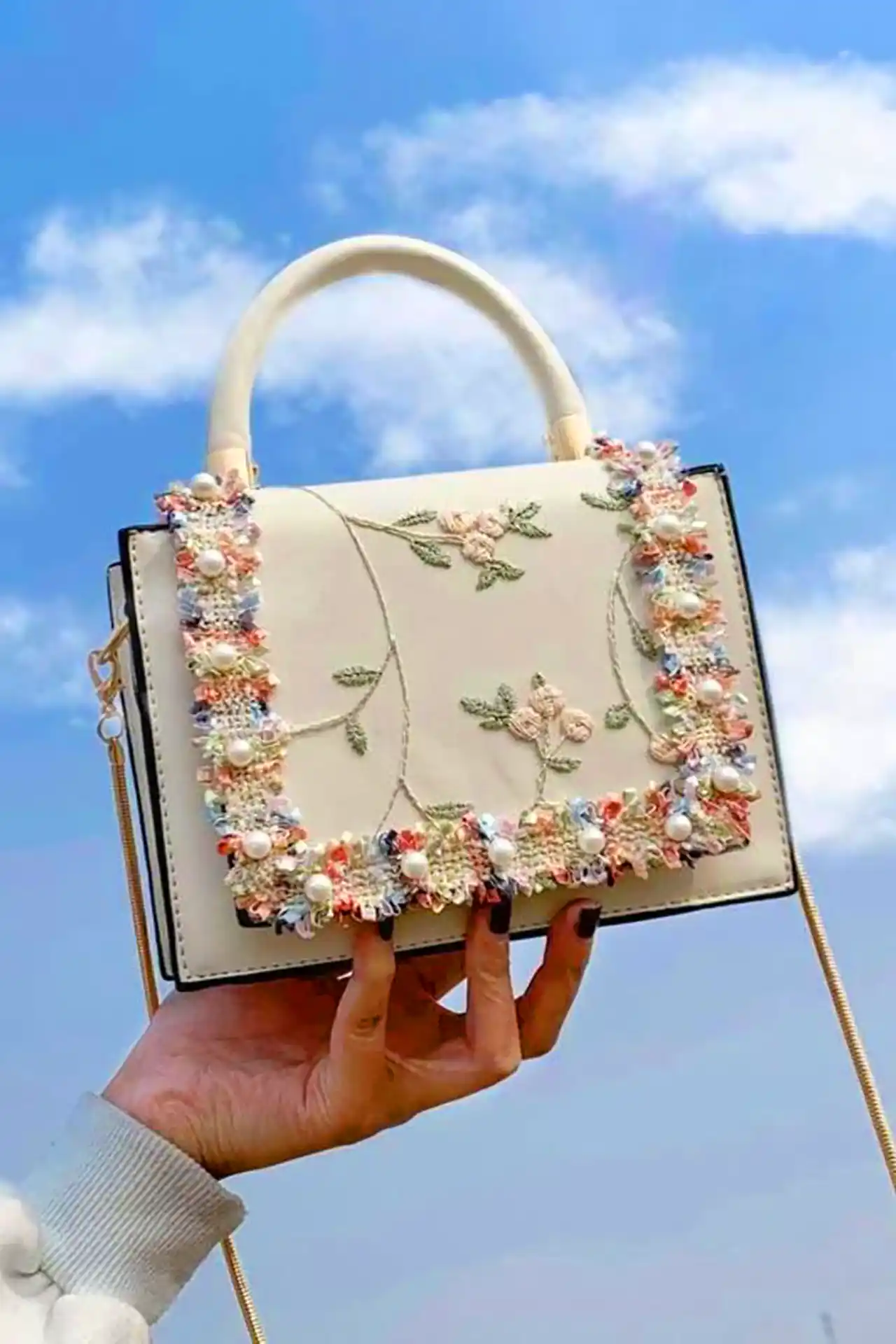 کیف گلدوزی شیک و زیبا 