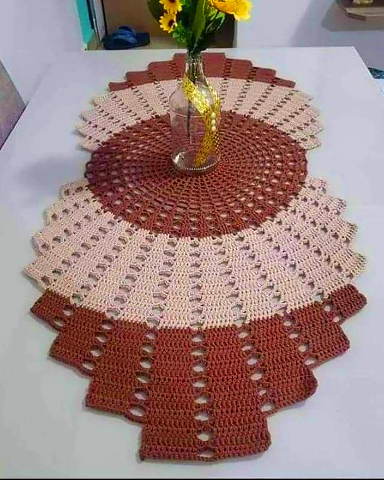 رانر رومیزی قلاب بافی
