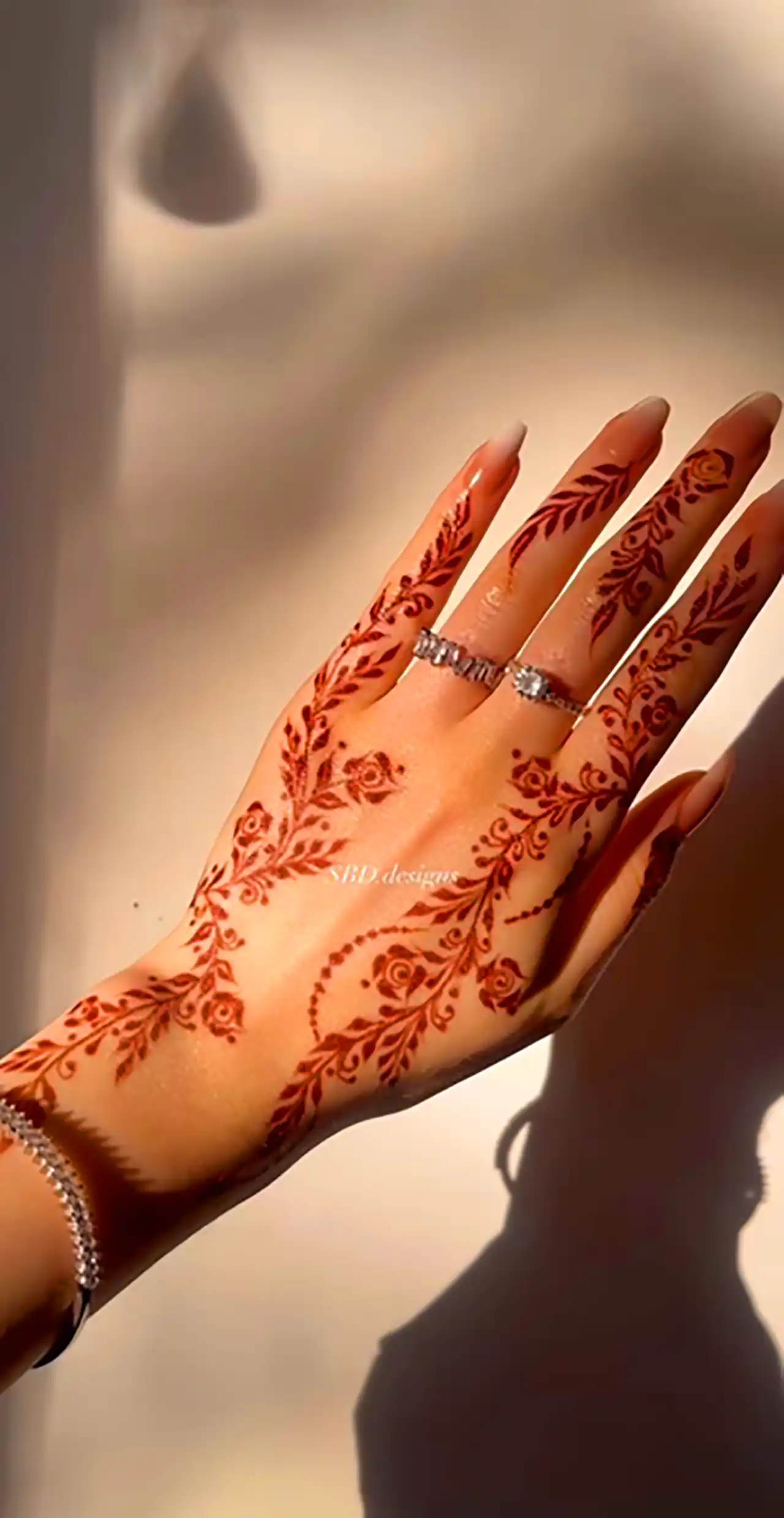 نقش حنای ظرف دست