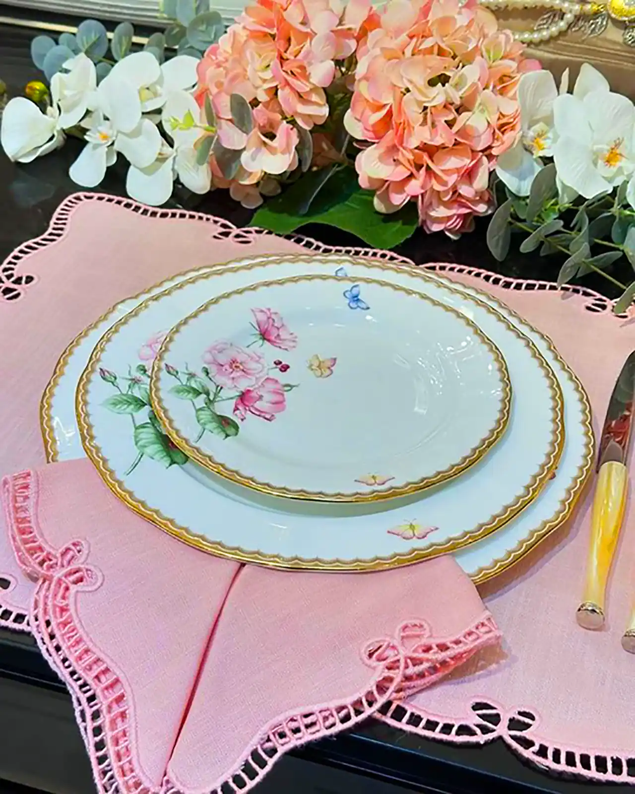سرویس بشقاب چینی گلدار 