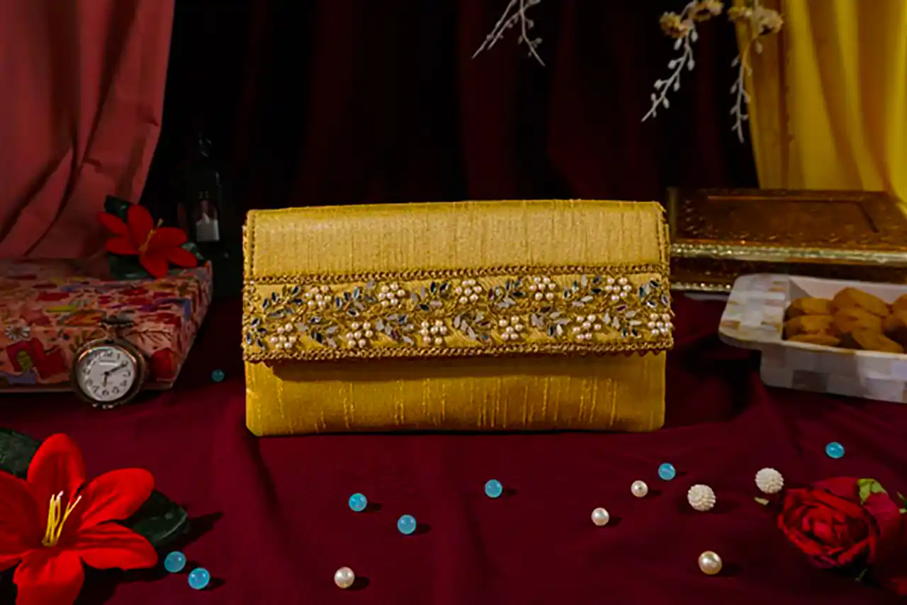 کیف دستی جواهردوزی