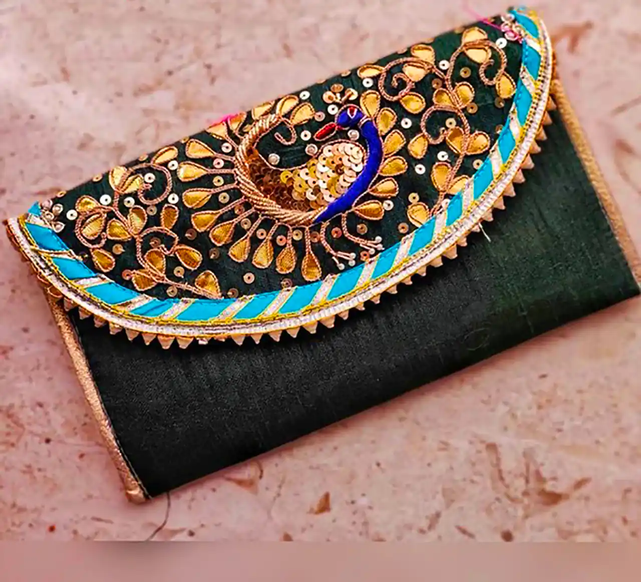 کیف دستی جواهردوزی