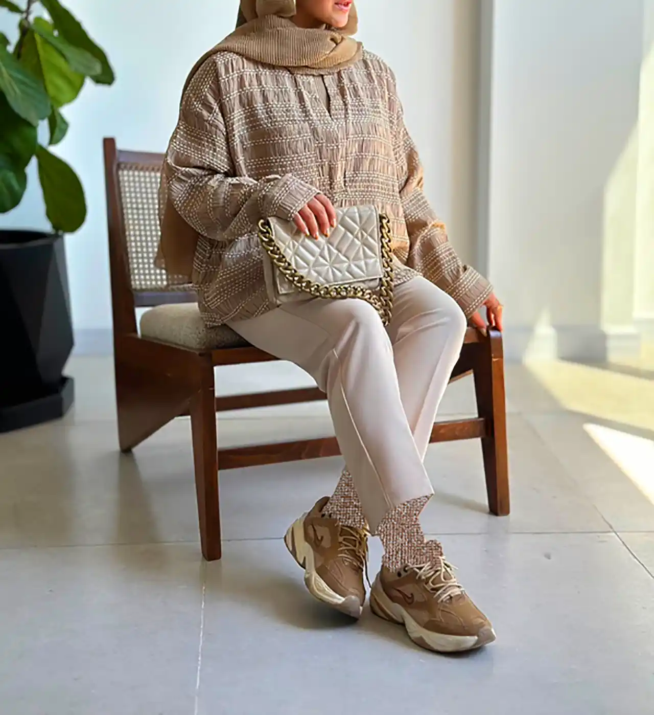 تیپ زنانه مینیمال مدروز