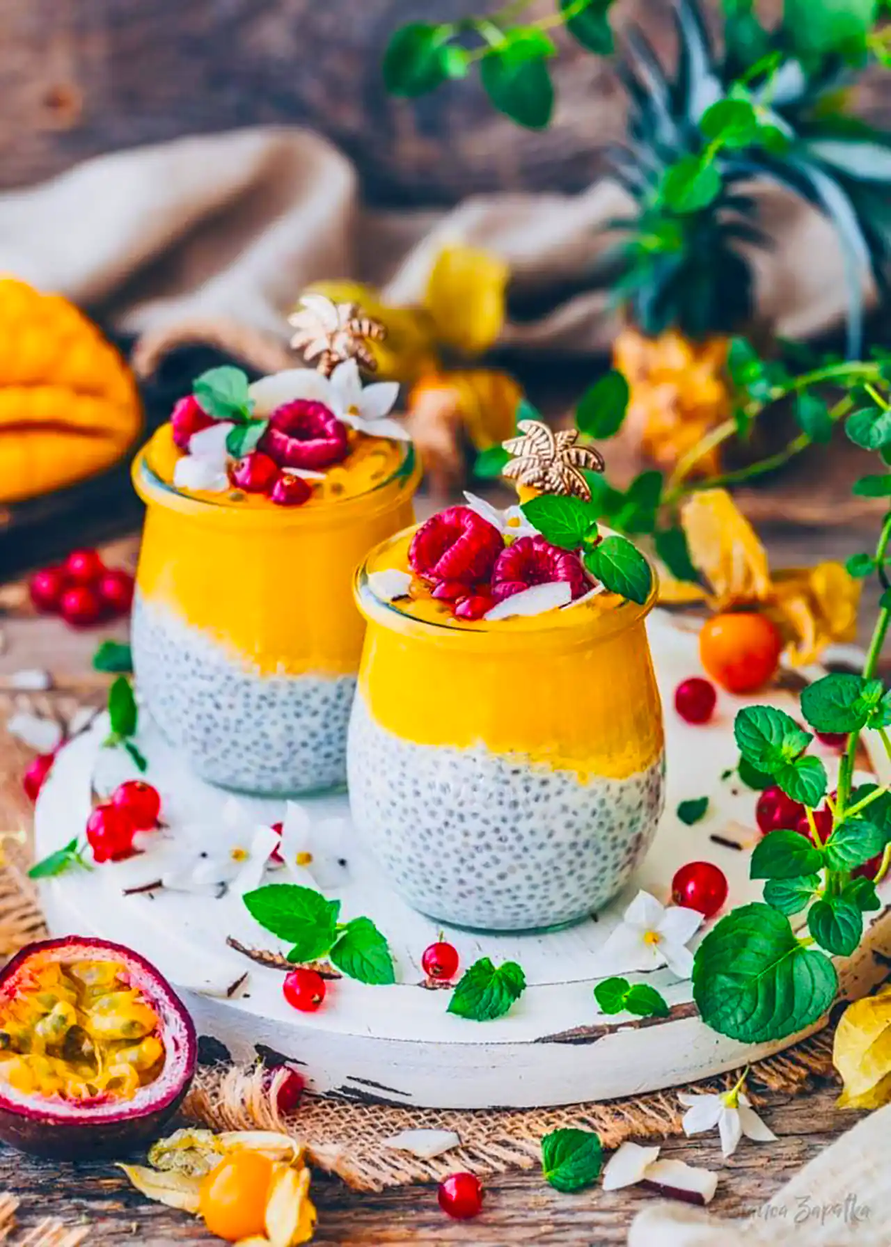 دسر لایه ای با تخم شربتی 
