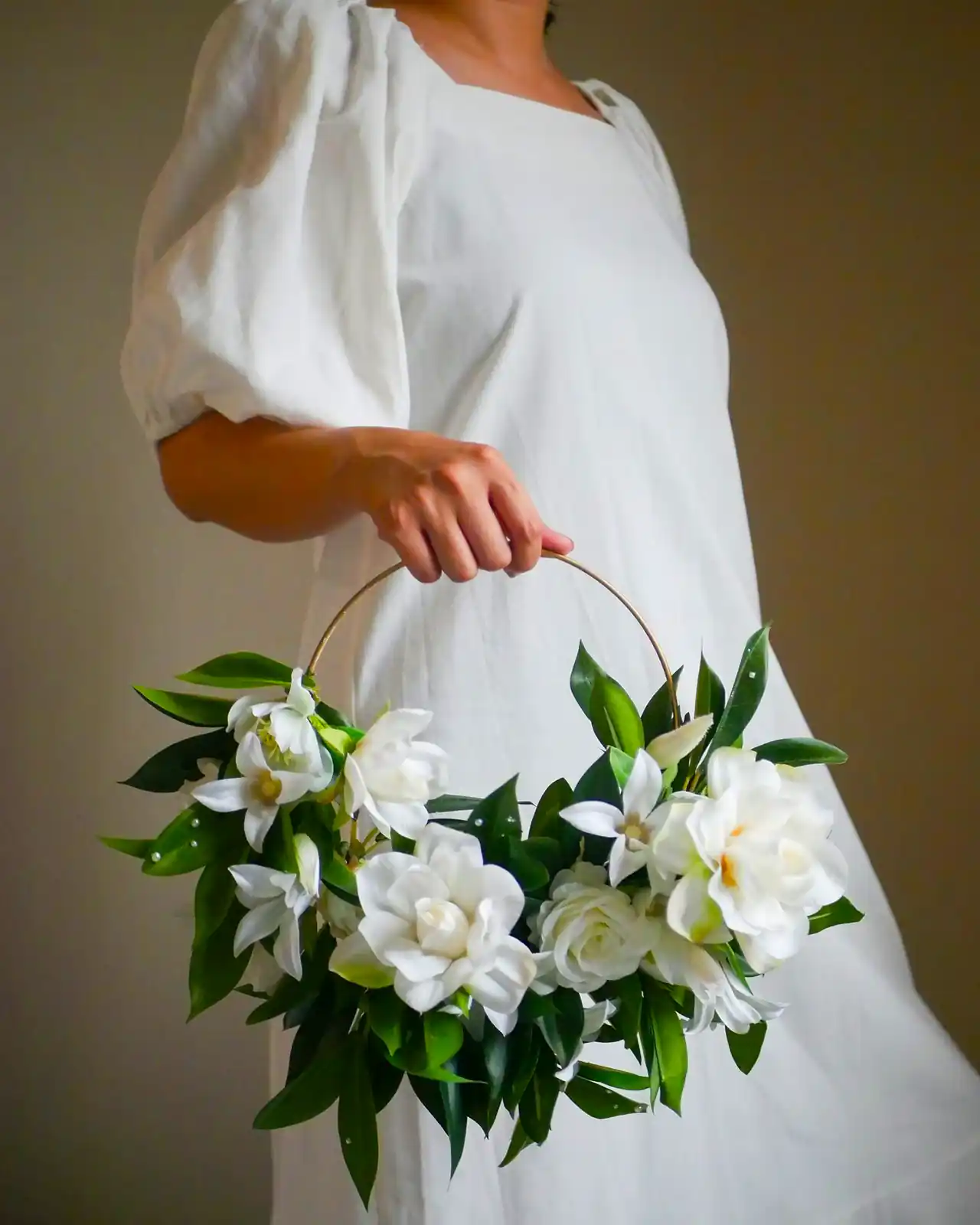 دسته گل سفید عروس